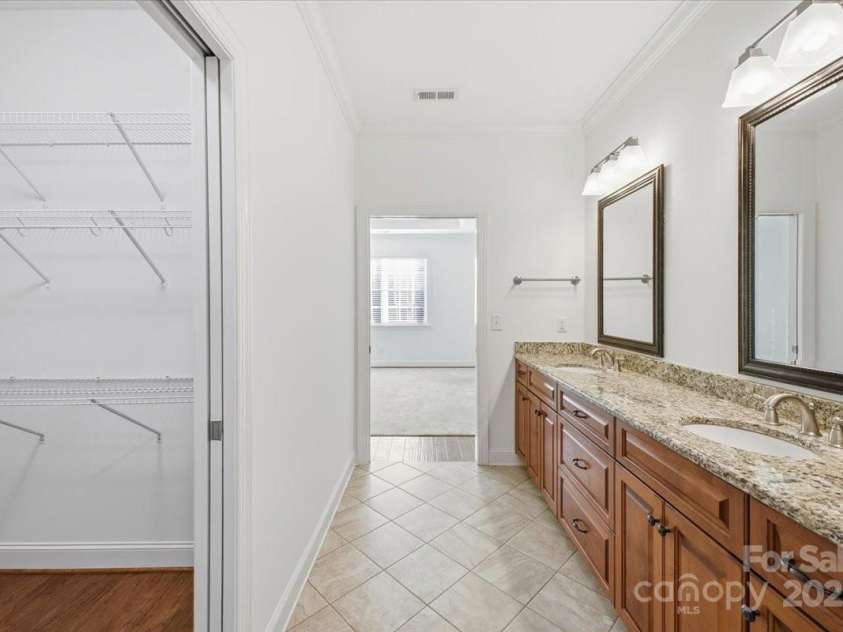 2369 Stardust Court, Denver, NC 28037.  MLS# CAR4272602, YatesRealty ID 22758. Primary Bathroom