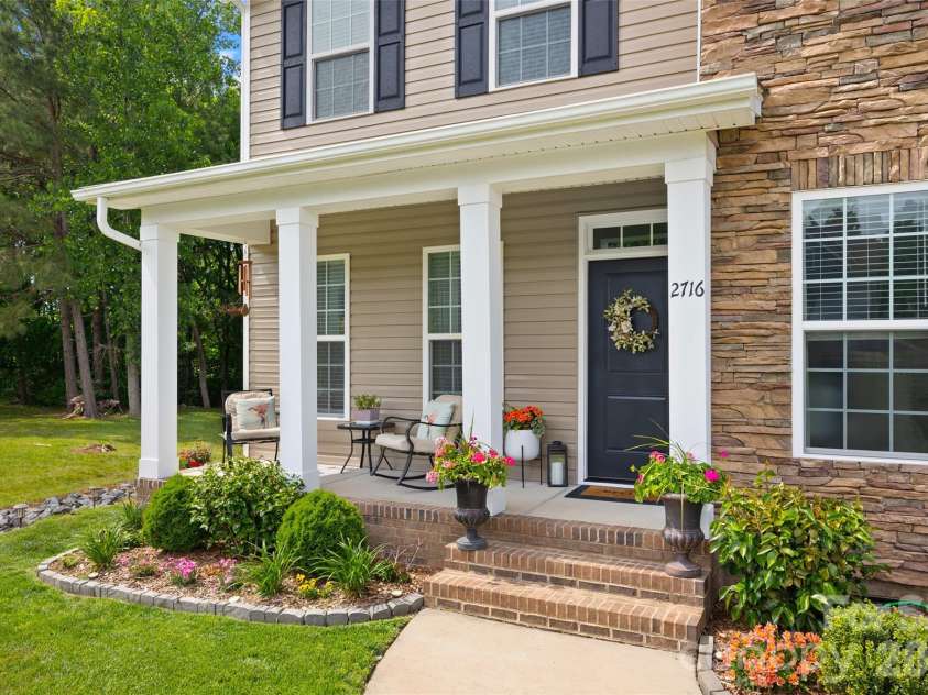 2716 Barwick Lane, Rock Hill, SC 29730.  MLS# CAR4371935, YatesRealty ID 22758. 