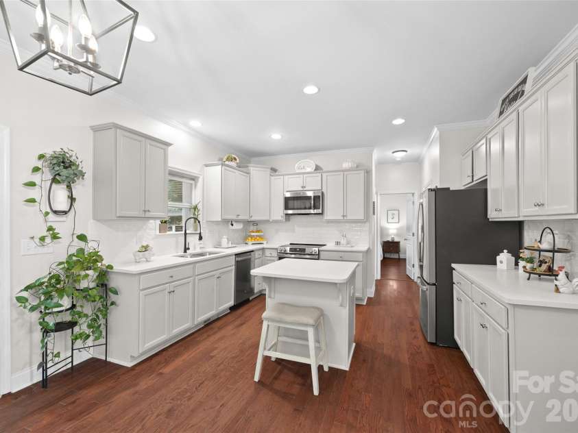 2716 Barwick Lane, Rock Hill, SC 29730.  MLS# CAR4371935, YatesRealty ID 22758. 