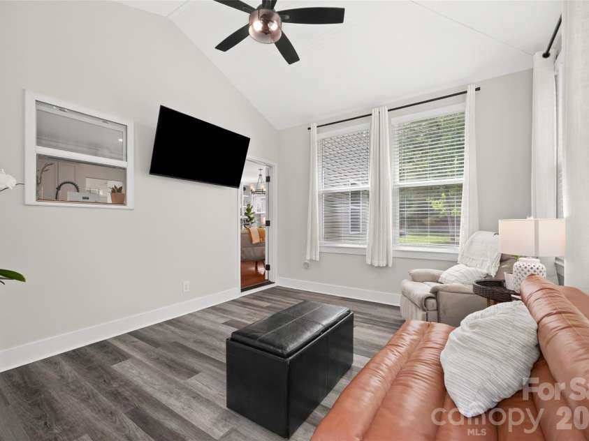2716 Barwick Lane, Rock Hill, SC 29730.  MLS# CAR4371935, YatesRealty ID 22758. 