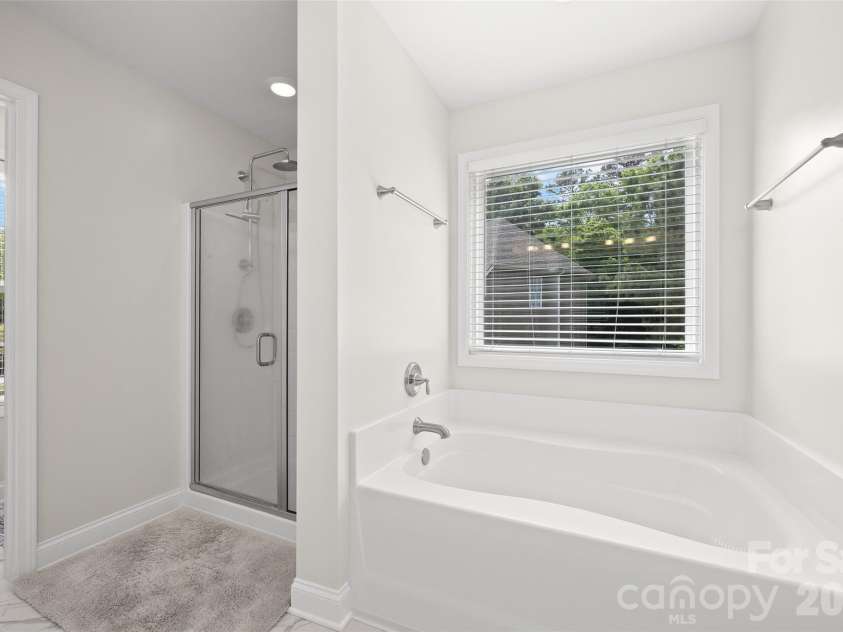 2716 Barwick Lane, Rock Hill, SC 29730.  MLS# CAR4371935, YatesRealty ID 22758. 