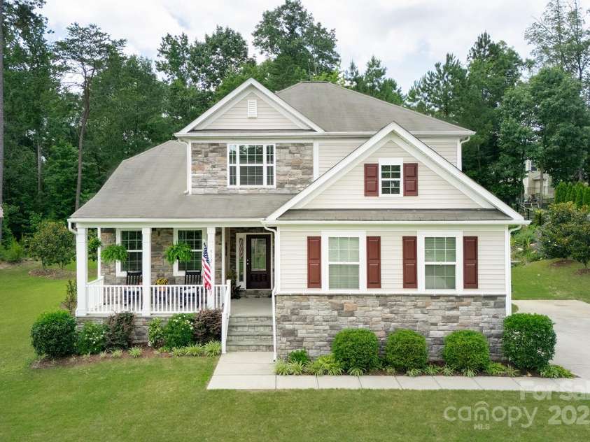 512 Rosebush Lane, Clover, SC 29710.  MLS# CAR4269216, YatesRealty ID 22759. 