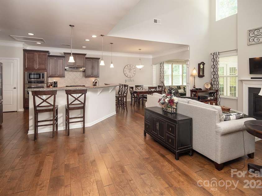 512 Rosebush Lane, Clover, SC 29710.  MLS# CAR4269216, YatesRealty ID 22759. 