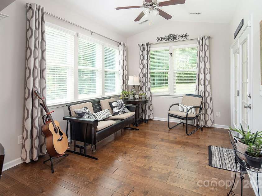 512 Rosebush Lane, Clover, SC 29710.  MLS# CAR4269216, YatesRealty ID 22759. 