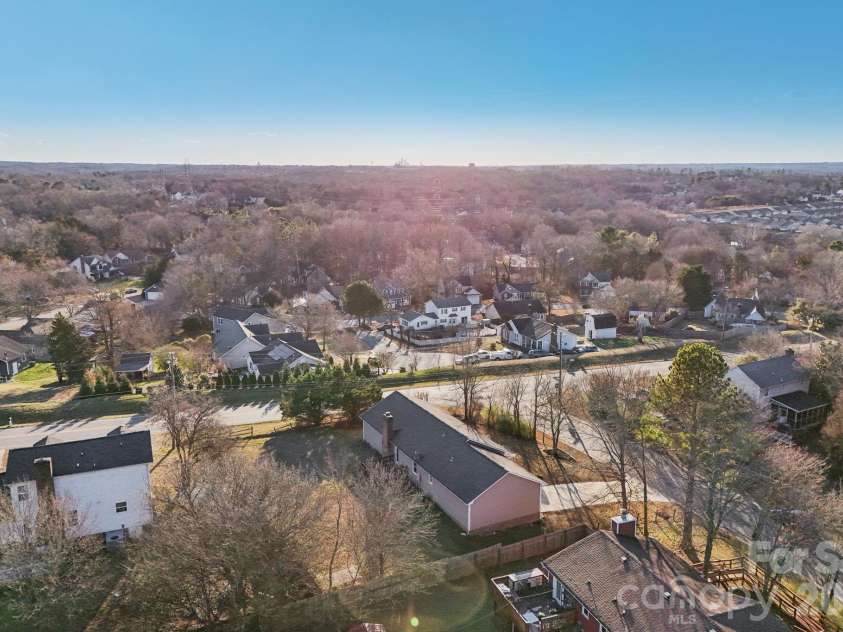 11000 Mallard Crossing Drive, Charlotte, NC 28262.  MLS# CAR4333999, YatesRealty ID 2276. 