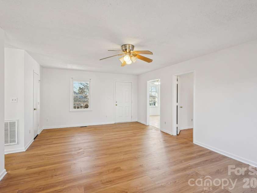 11000 Mallard Crossing Drive, Charlotte, NC 28262.  MLS# CAR4333999, YatesRealty ID 2276. 