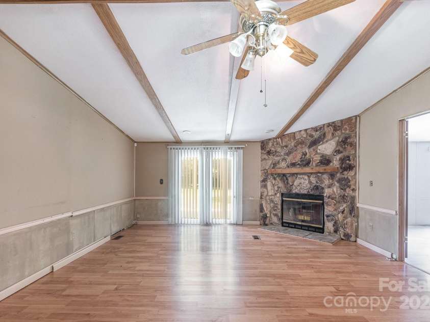 131 Smyrna Lane, Mooresville, NC 28115.  MLS# CAR4159058, YatesRealty ID 2276. 