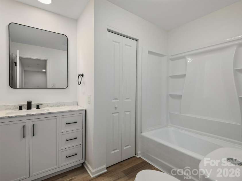 209 Ivy Hill Road, Hendersonville, NC 28792.  MLS# CAR4376204, YatesRealty ID 22760. Lower Level Bath