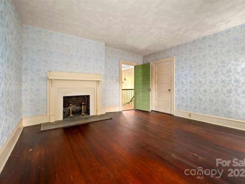 93 Villa Barbara Lane, Tryon, NC 28782.  MLS# CAR4260779, YatesRealty ID 22760. 