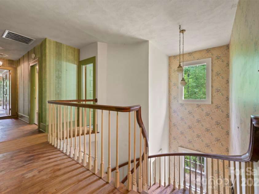 93 Villa Barbara Lane, Tryon, NC 28782.  MLS# CAR4260779, YatesRealty ID 22760. 