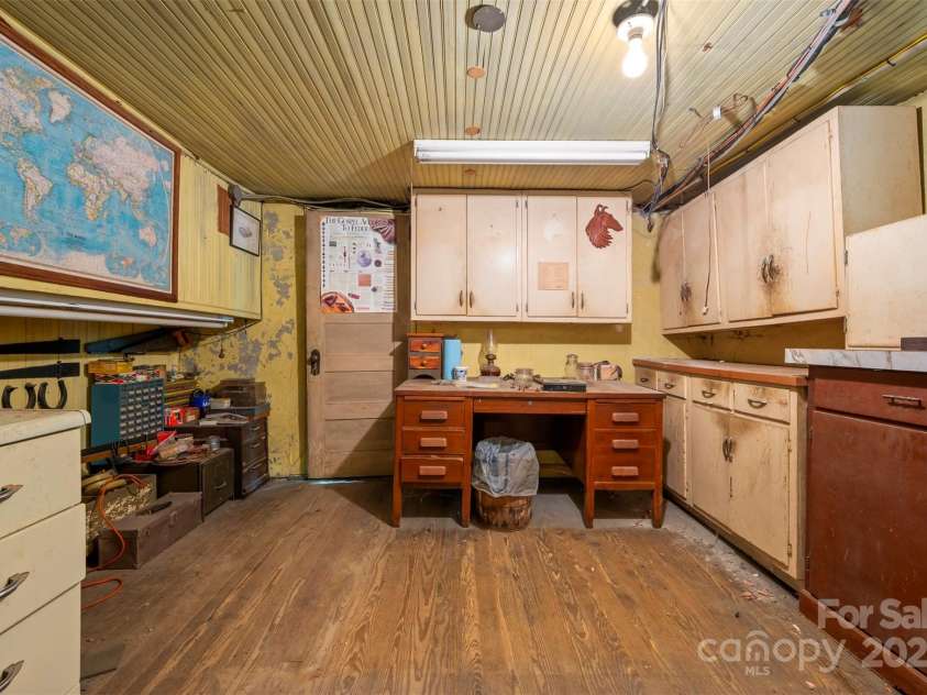 93 Villa Barbara Lane, Tryon, NC 28782.  MLS# CAR4260779, YatesRealty ID 22760. 