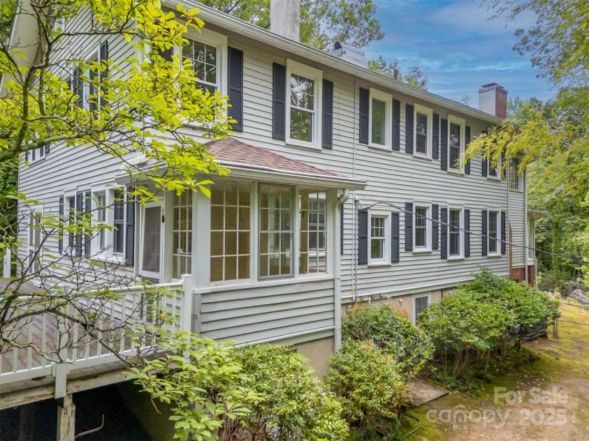 93 Villa Barbara Lane, Tryon, NC 28782.  MLS# CAR4260779, YatesRealty ID 22760. 