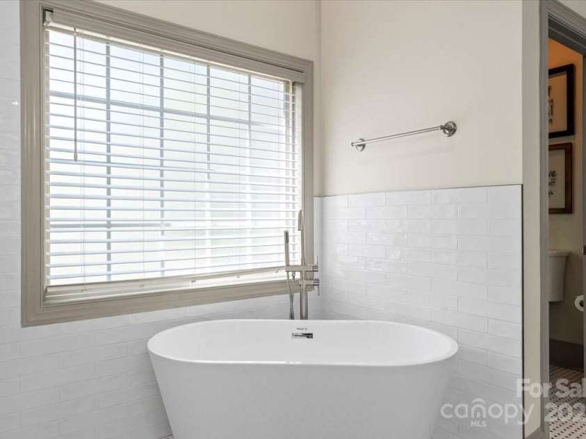 1614 Shimron Lane, Waxhaw, NC 28173.  MLS# CAR4238288, YatesRealty ID 22764. 