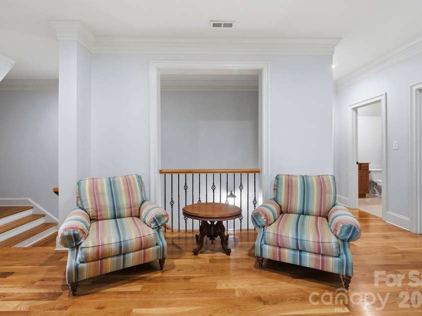 20609 Queensdale Drive, Cornelius, NC 28031.  MLS# CAR4364337, YatesRealty ID 22764. 