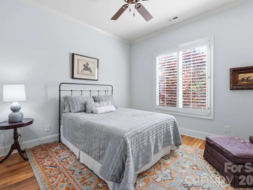 20609 Queensdale Drive, Cornelius, NC 28031.  MLS# CAR4364337, YatesRealty ID 22764. 
