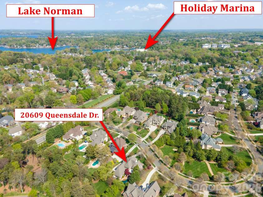 20609 Queensdale Drive, Cornelius, NC 28031.  MLS# CAR4364337, YatesRealty ID 22764. 