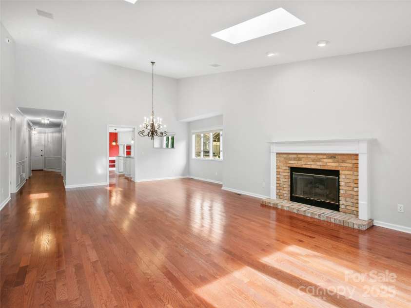 205 Wild Oak Lane, Hendersonville, NC 28791.  MLS# CAR4240419, YatesRealty ID 22765. 