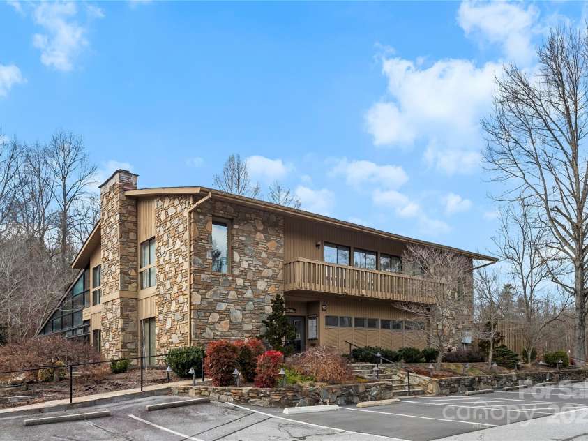 205 Wild Oak Lane, Hendersonville, NC 28791.  MLS# CAR4240419, YatesRealty ID 22765. Clubhouse