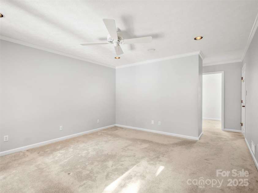 205 Wild Oak Lane, Hendersonville, NC 28791.  MLS# CAR4240419, YatesRealty ID 22765. Primary Bedroom