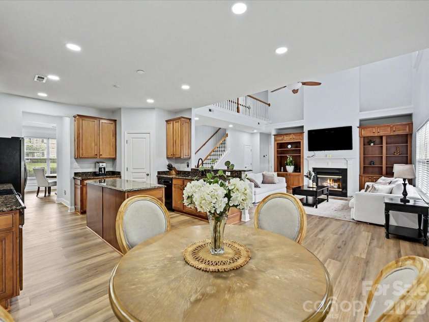 8007 Magna Lane, Indian Trail, NC 28079.  MLS# CAR4379280, YatesRealty ID 22765. Breakfast Area
