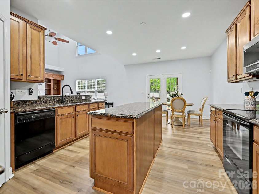 8007 Magna Lane, Indian Trail, NC 28079.  MLS# CAR4379280, YatesRealty ID 22765. Kitchen