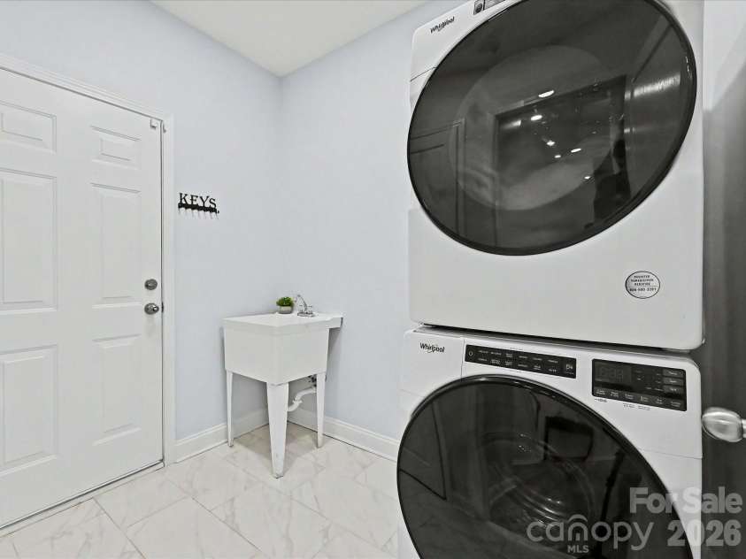 8007 Magna Lane, Indian Trail, NC 28079.  MLS# CAR4379280, YatesRealty ID 22765. Laundry