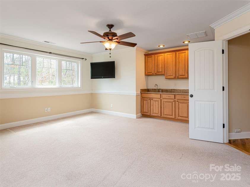 17 Bohemian Lane, Asheville, NC 28805.  MLS# CAR4243280, YatesRealty ID 22766. Another view of the bonus room