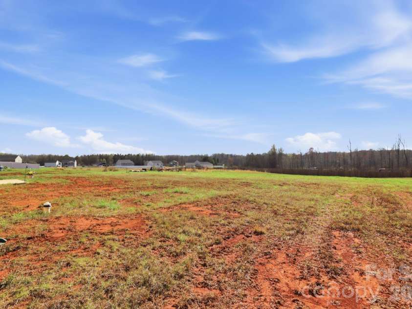 221 Culloden Drive, Mocksville, NC 27028.  MLS# CAR4356138, YatesRealty ID 22766. 