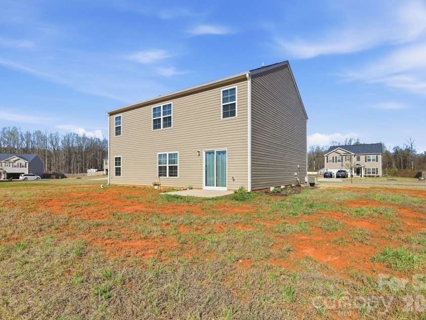 221 Culloden Drive, Mocksville, NC 27028.  MLS# CAR4356138, YatesRealty ID 22766. 