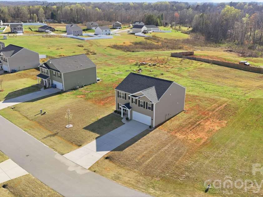 221 Culloden Drive, Mocksville, NC 27028.  MLS# CAR4356138, YatesRealty ID 22766. 
