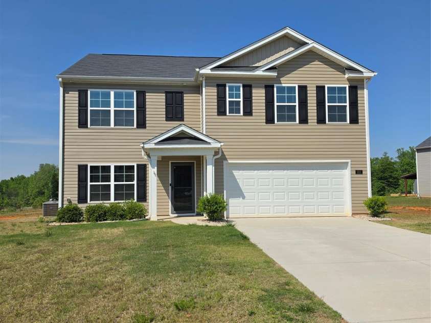 221 Culloden Drive, Mocksville, NC 27028.  MLS# CAR4356138, YatesRealty ID 22766. 