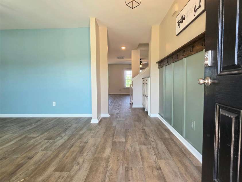 221 Culloden Drive, Mocksville, NC 27028.  MLS# CAR4356138, YatesRealty ID 22766. 