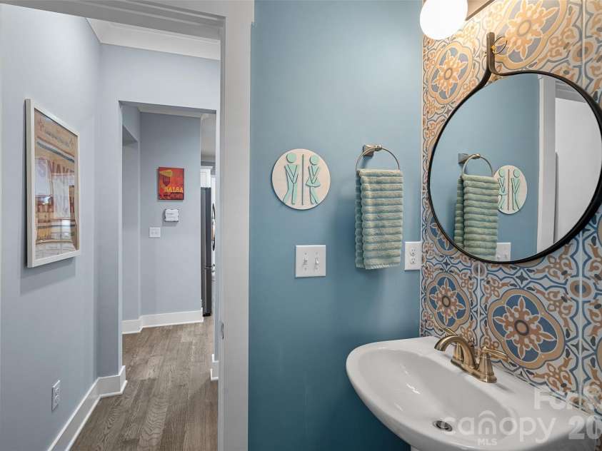 13319 Mcguffy Drive, Huntersville, NC 28078.  MLS# CAR4371807, YatesRealty ID 22767. 