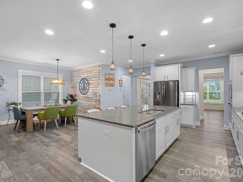 13319 Mcguffy Drive, Huntersville, NC 28078.  MLS# CAR4371807, YatesRealty ID 22767. 