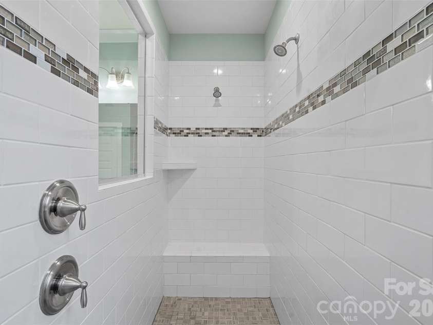 13319 Mcguffy Drive, Huntersville, NC 28078.  MLS# CAR4371807, YatesRealty ID 22767. 