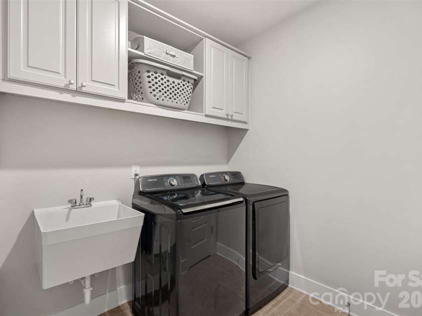 13319 Mcguffy Drive, Huntersville, NC 28078.  MLS# CAR4371807, YatesRealty ID 22767. 