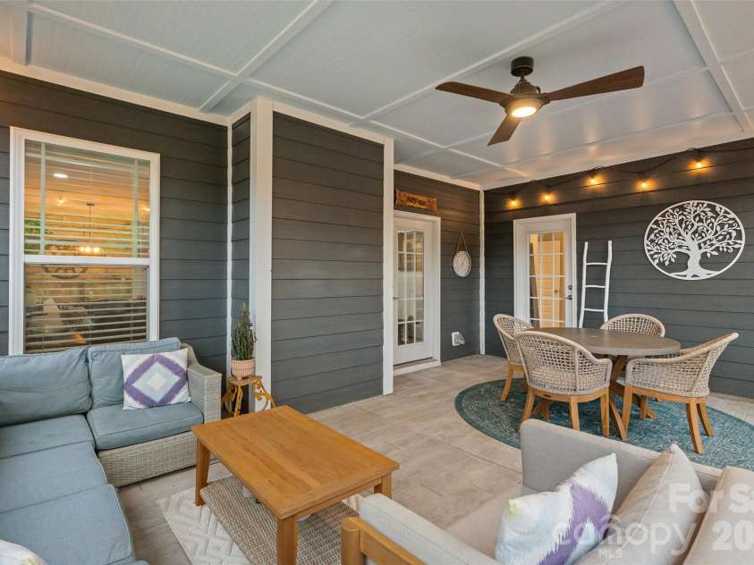 13319 Mcguffy Drive, Huntersville, NC 28078.  MLS# CAR4371807, YatesRealty ID 22767. 