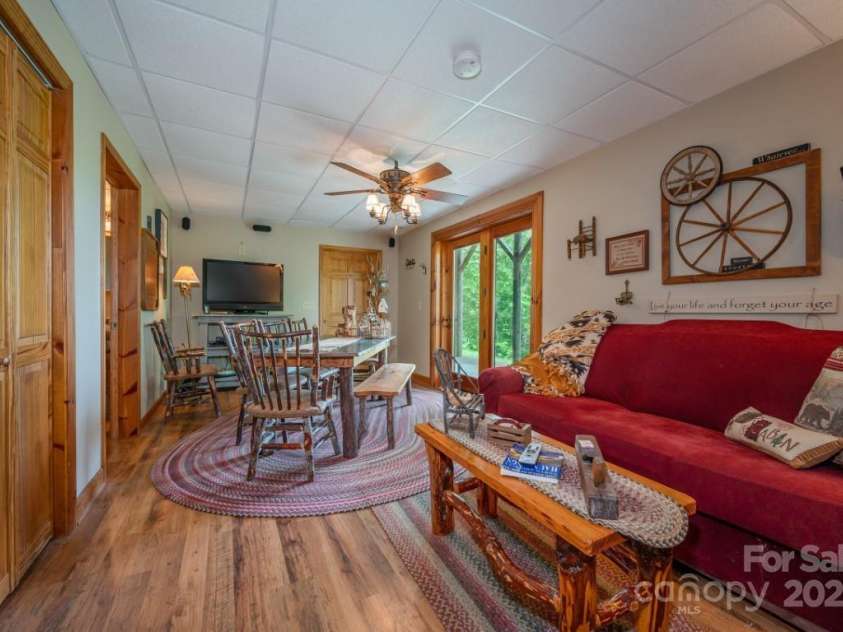 186 Black Ridge Drive, Bostic, NC 28018.  MLS# CAR4289461, YatesRealty ID 2277. 