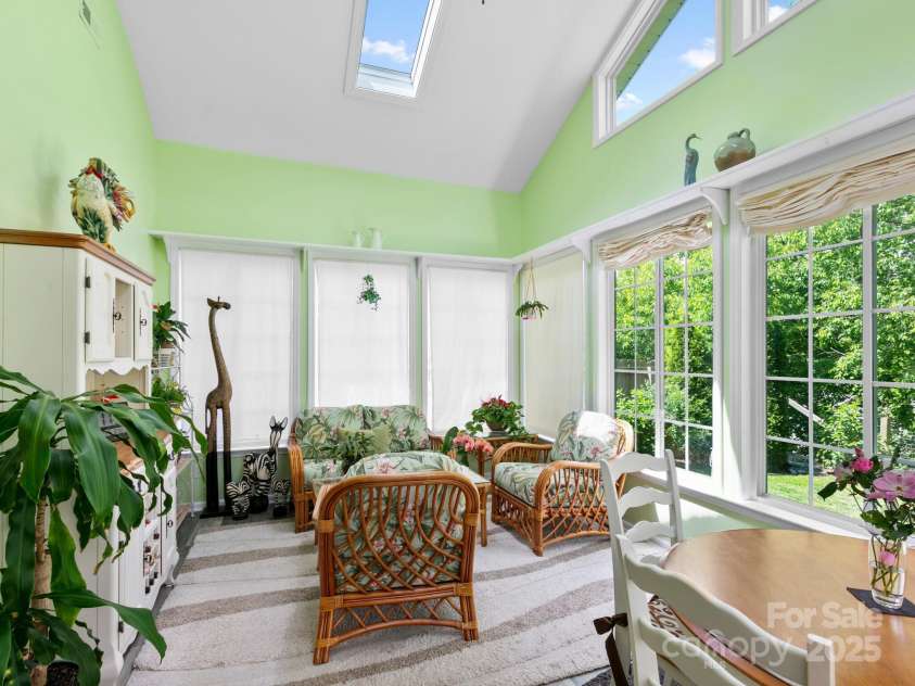 10 Summer Meadow Road, Arden, NC 28704.  MLS# CAR4254504, YatesRealty ID 22770. 