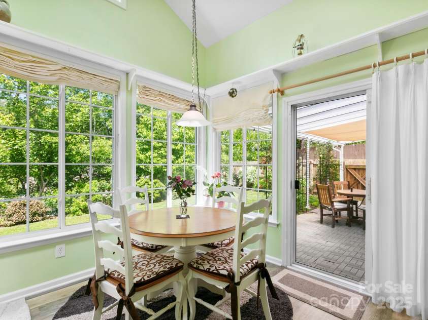 10 Summer Meadow Road, Arden, NC 28704.  MLS# CAR4254504, YatesRealty ID 22770. 