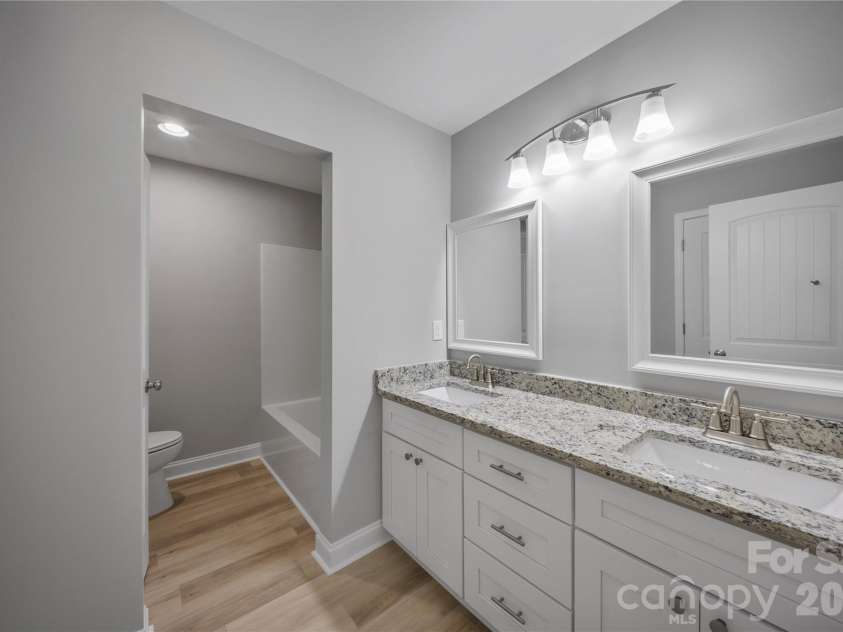 301 9th Street, Kannapolis, NC 28081.  MLS# CAR4381033, YatesRealty ID 22770. 