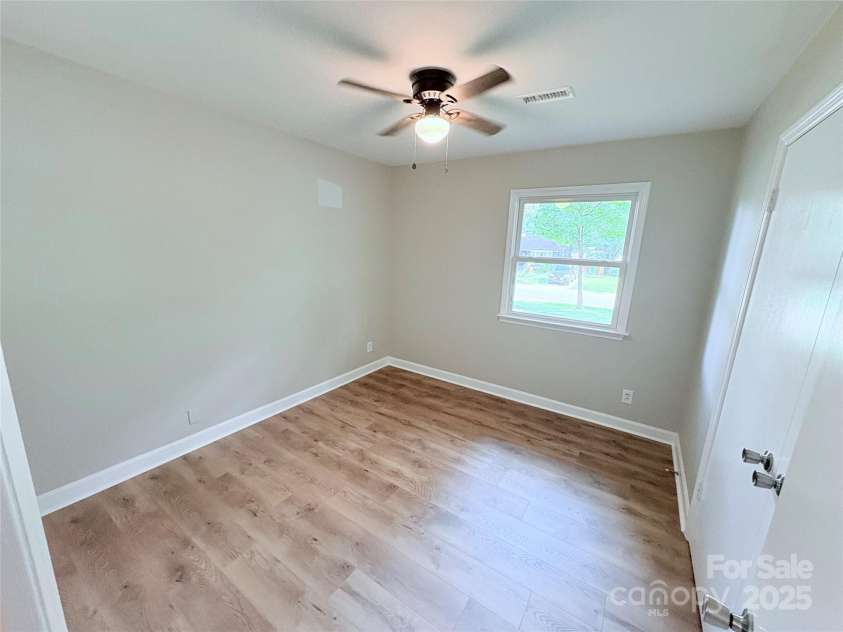 4209 Donnybrook Place, Charlotte, NC 28205.  MLS# CAR4262830, YatesRealty ID 22772. Primary Bedroom - As is