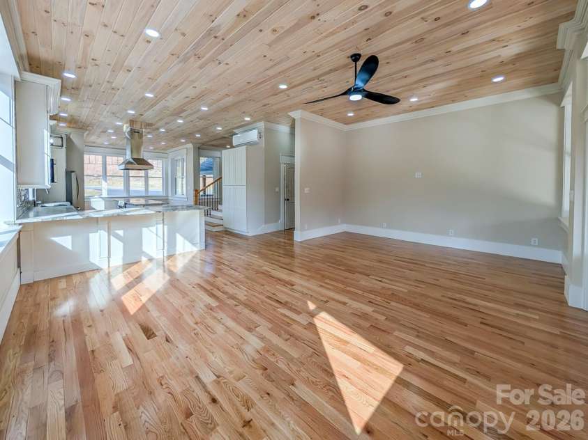 7854 US Highway 19E None, Burnsville, NC 28714.  MLS# CAR4382617, YatesRealty ID 22772. 
