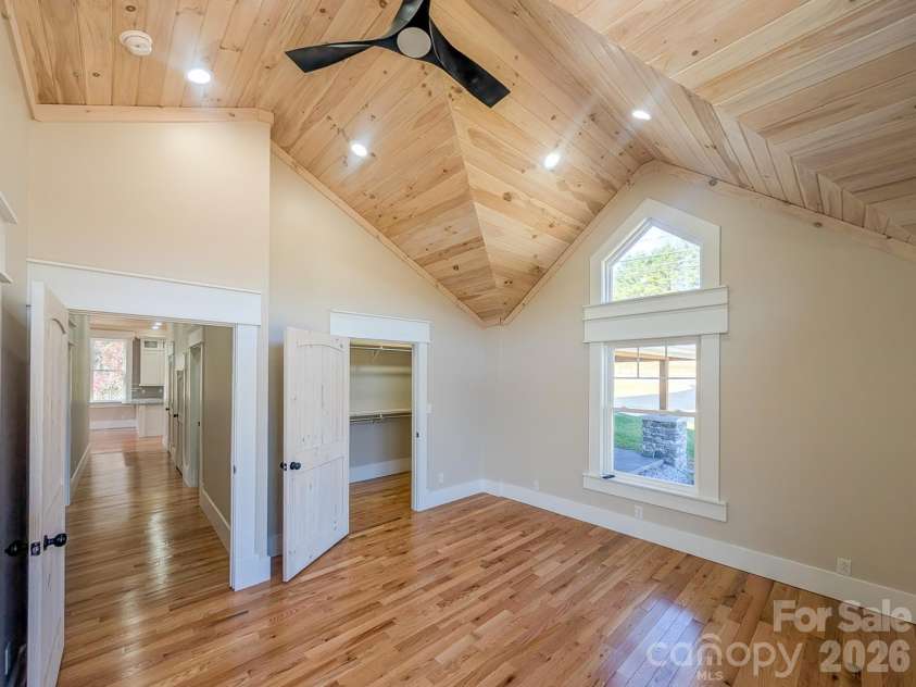 7854 US Highway 19E None, Burnsville, NC 28714.  MLS# CAR4382617, YatesRealty ID 22772. 