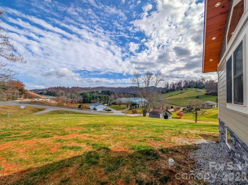 7854 US Highway 19E None, Burnsville, NC 28714.  MLS# CAR4382617, YatesRealty ID 22772. 
