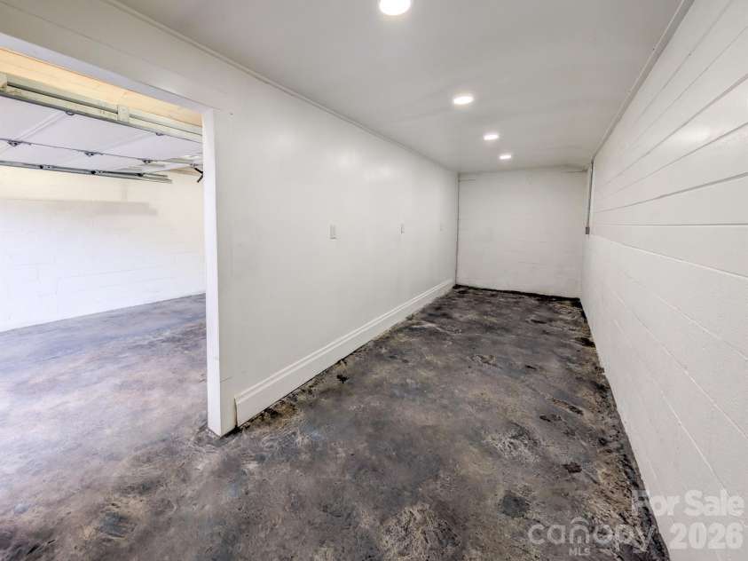 7854 US Highway 19E None, Burnsville, NC 28714.  MLS# CAR4382617, YatesRealty ID 22772. 