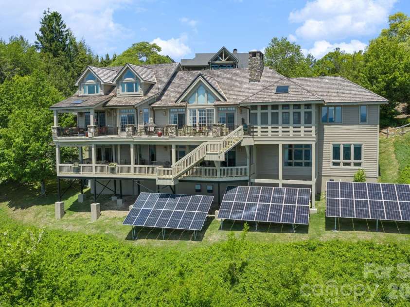 1938 Main Street, Blowing Rock, NC 28605.  MLS# CAR4382801, YatesRealty ID 22773. 