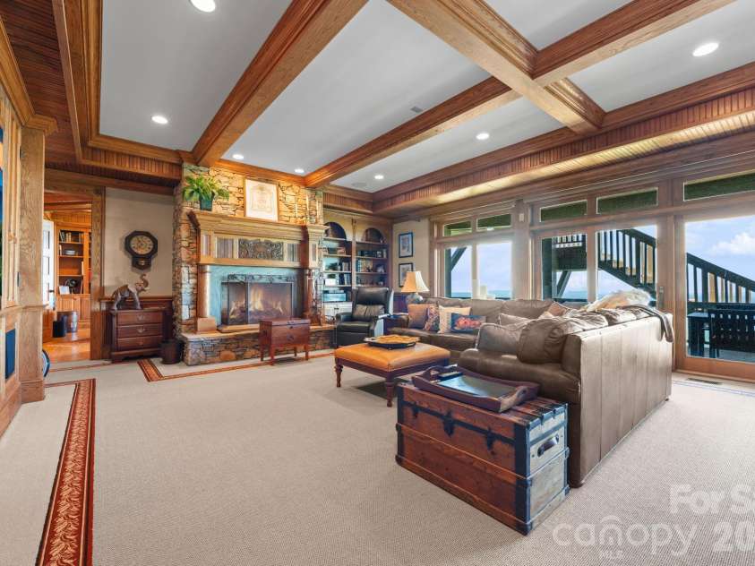 1938 Main Street, Blowing Rock, NC 28605.  MLS# CAR4382801, YatesRealty ID 22773. 
