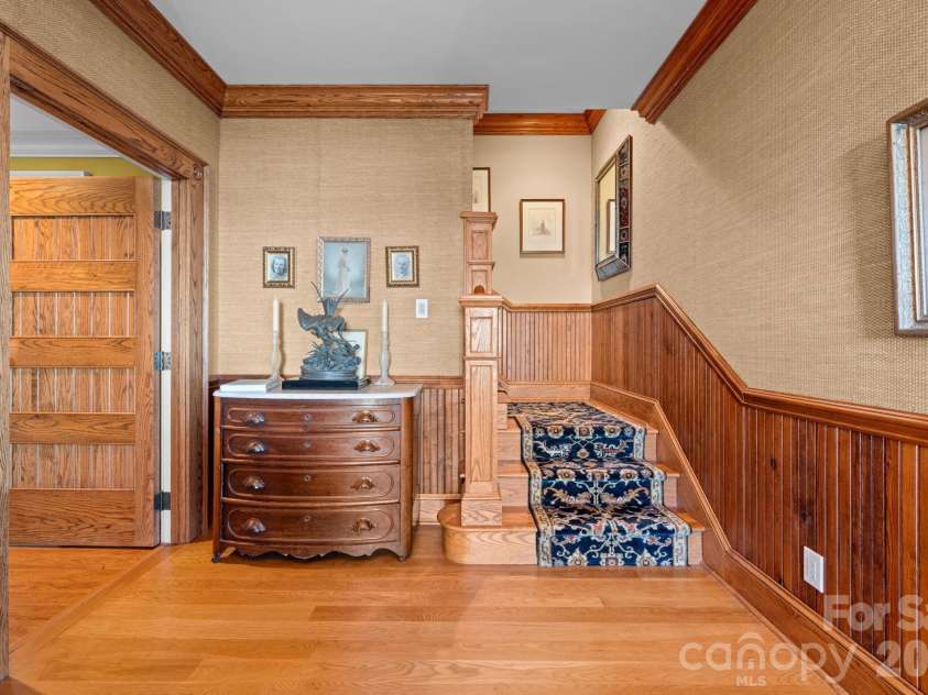 1938 Main Street, Blowing Rock, NC 28605.  MLS# CAR4382801, YatesRealty ID 22773. 