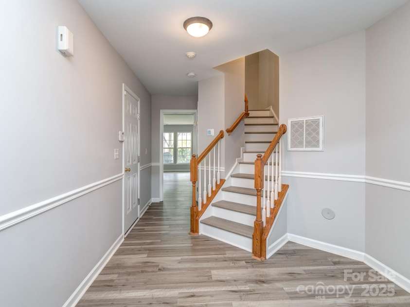 2169 Belle Vernon Avenue, Charlotte, NC 28210.  MLS# CAR4265840, YatesRealty ID 22774. 